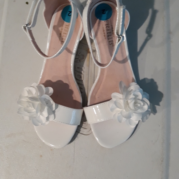 Seychelles Other - Girls Dress Shoes